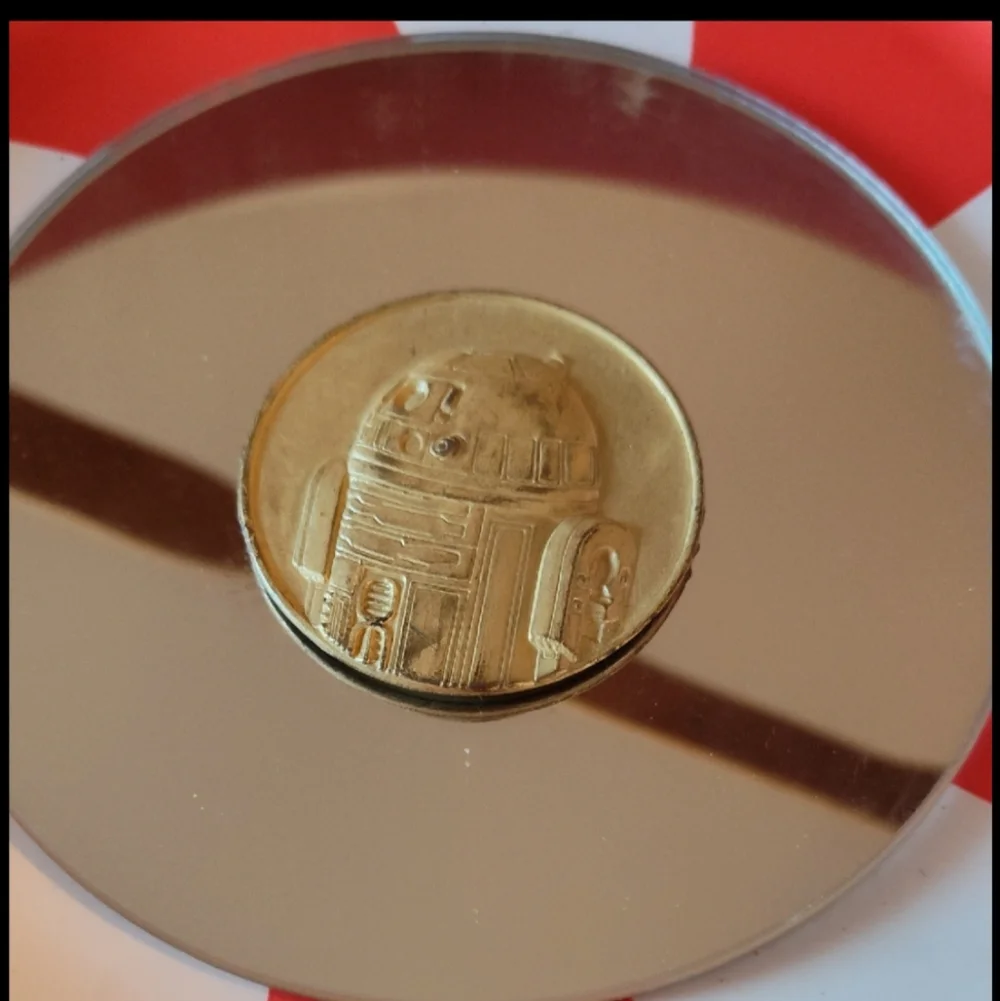 2005 Star Wars R2D2 MEDALLION COIN METAL GOLD TONE PROMO RARE ICONIC